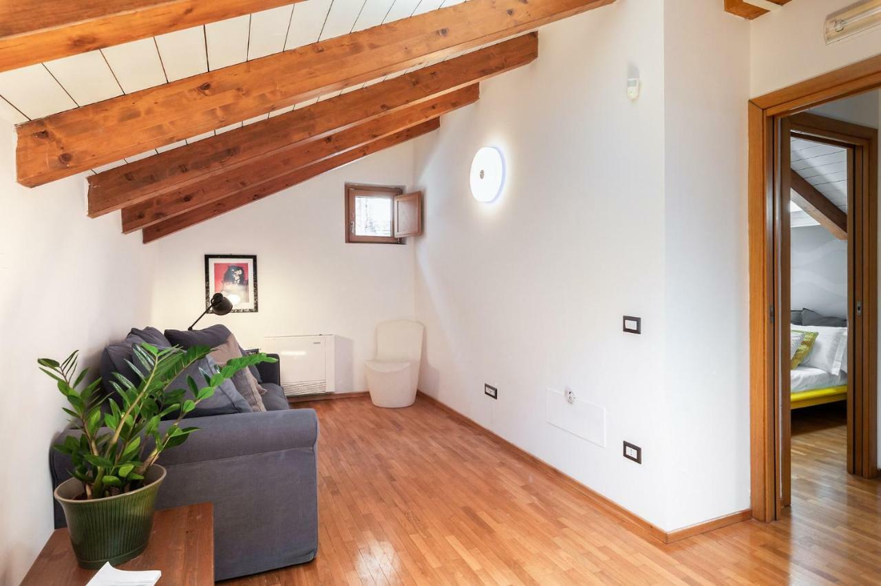 Starhost - Casa Masu' Apartment ซาแลร์โน ภายนอก รูปภาพ