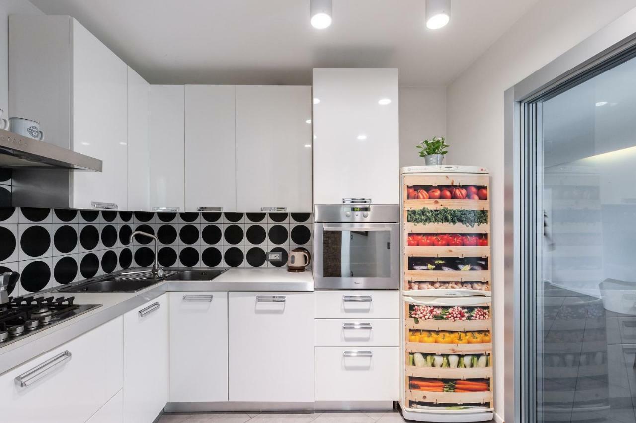 Starhost - Casa Masu' Apartment ซาแลร์โน ภายนอก รูปภาพ